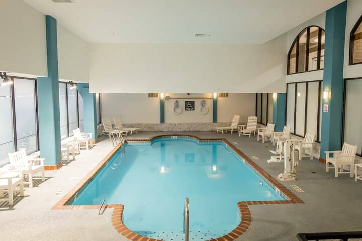 Pool 21 of 43