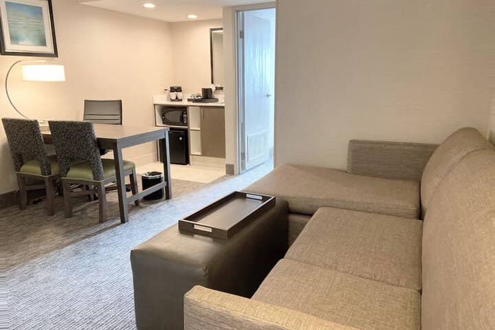 Room 15 of 43