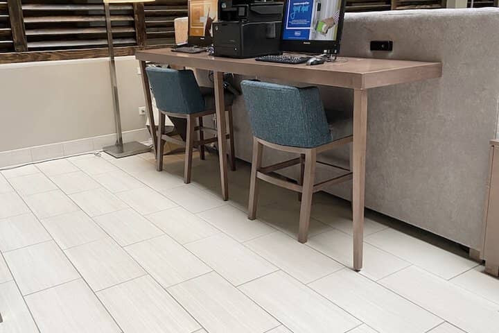 Business Center 42 of 43